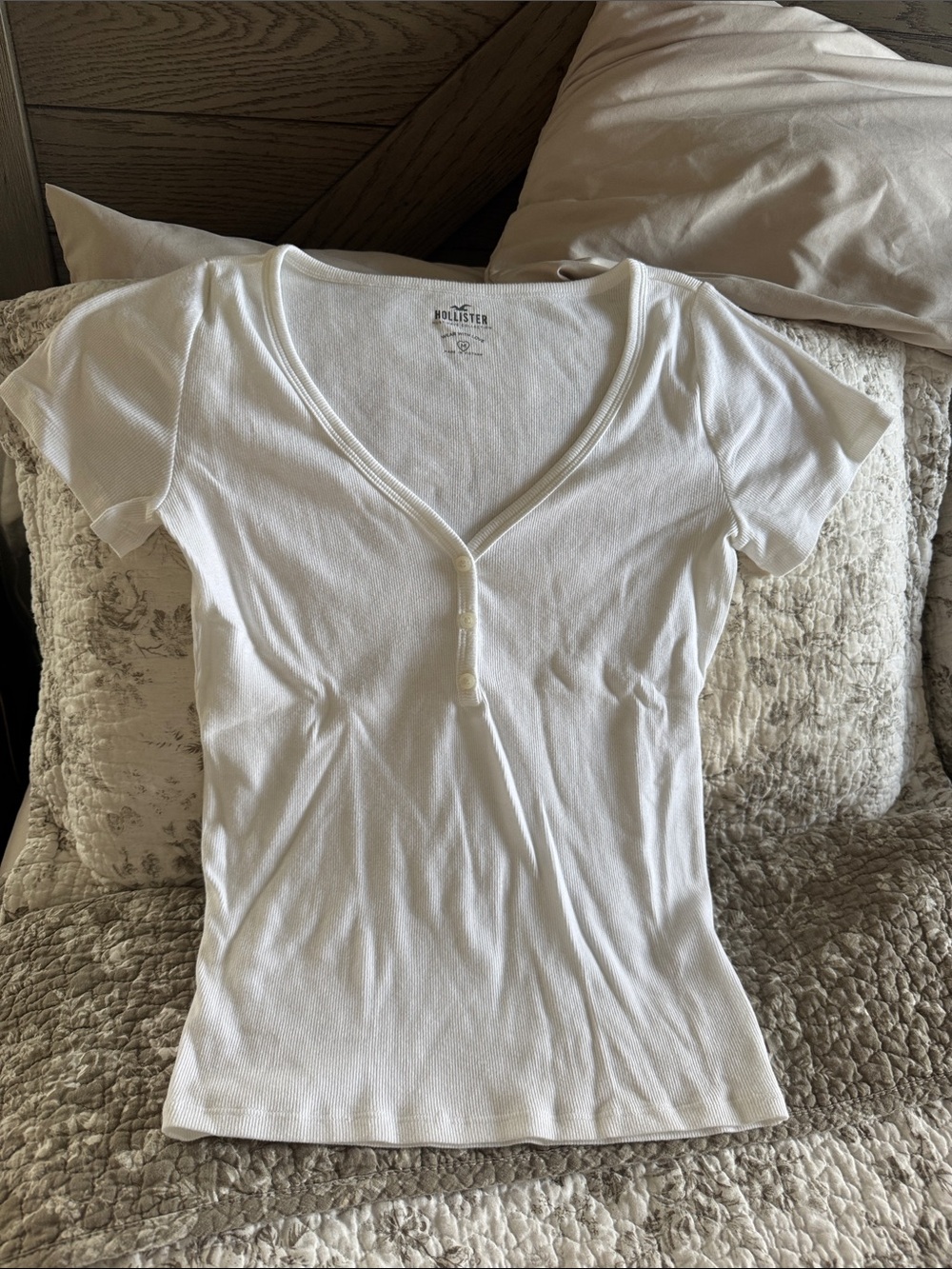 Hollister White Ribbed Henley Short Sleeve Top